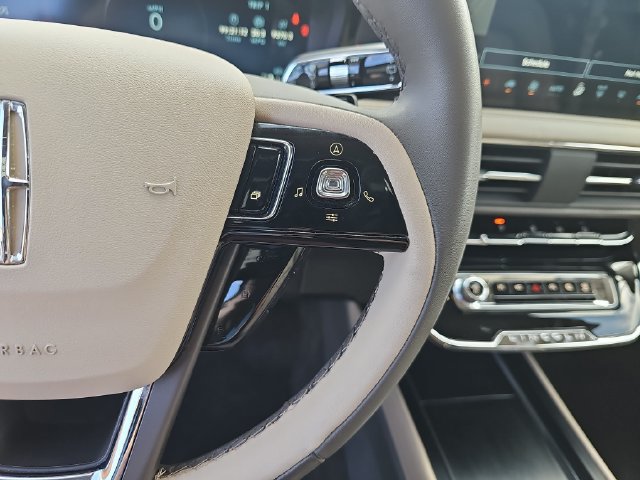 Used 2023 Lincoln Corsair FWD image 19