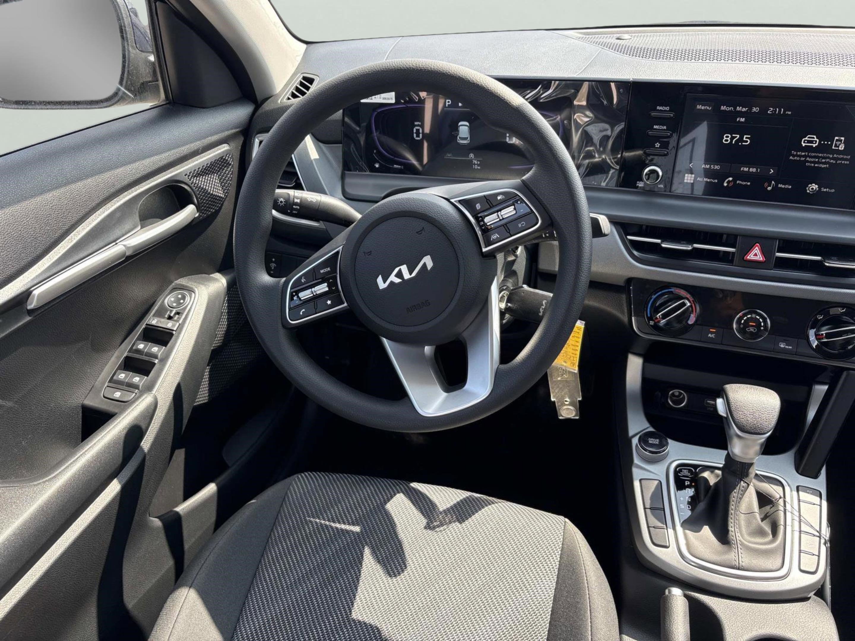 New 2026 Kia Seltos LX image 13