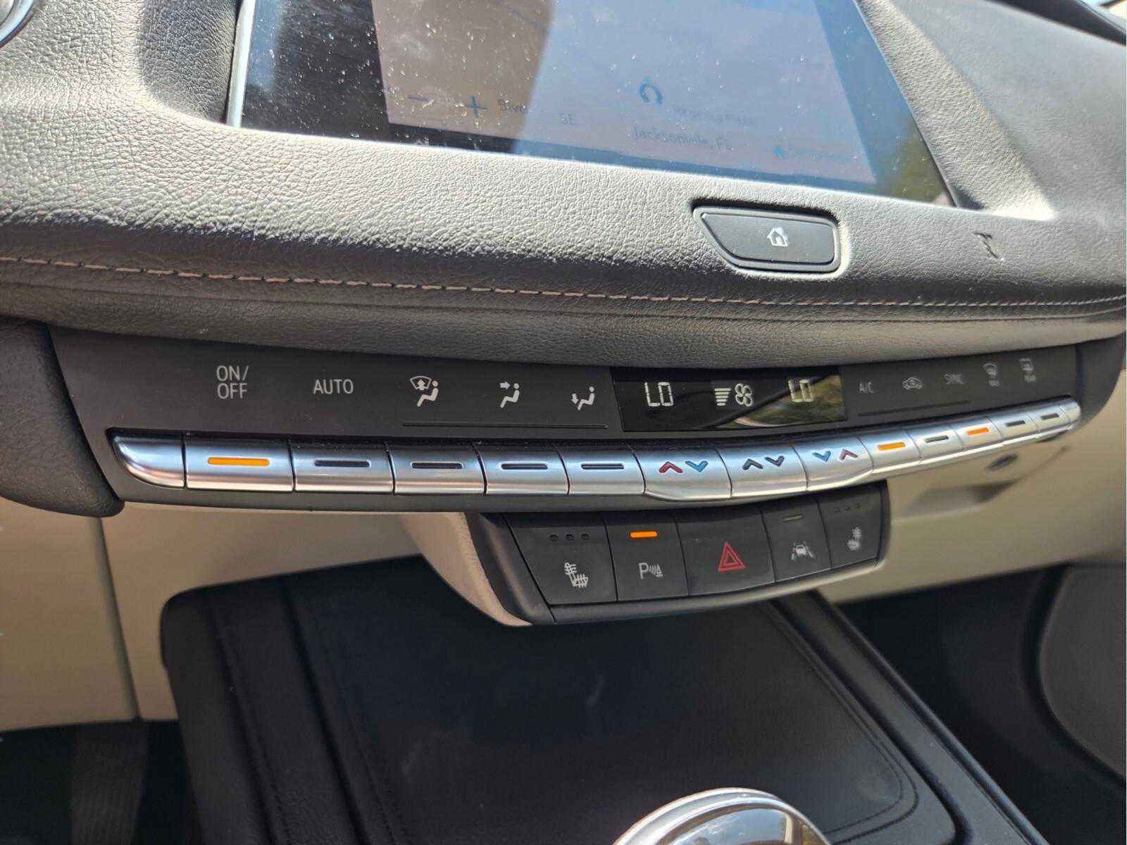 Used 2021 Cadillac XT4 Premium Luxury w/ Cold Weather Package image 25