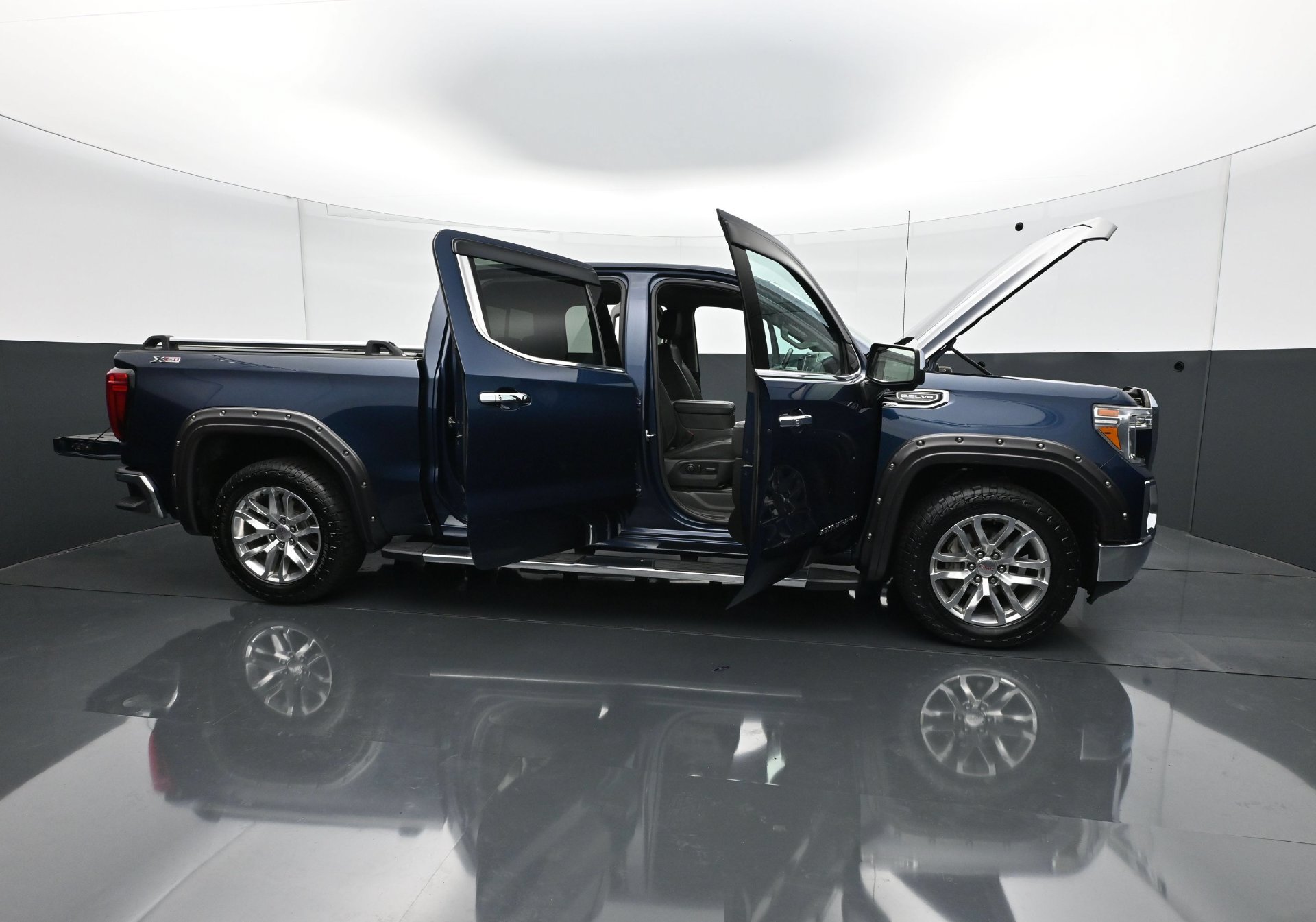 Used 2020 GMC Sierra 1500 SLT w/ SLT Premium Package AWD/4WD image 37