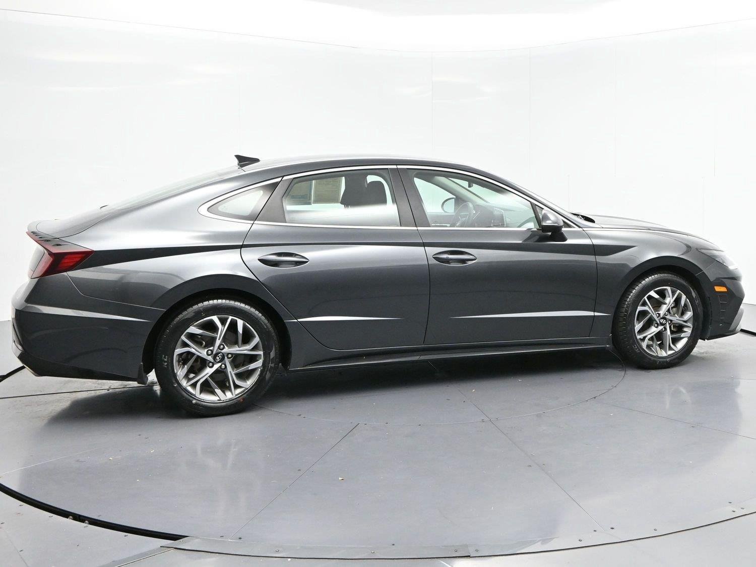 Used 2022 Hyundai Sonata SEL FWD image 8