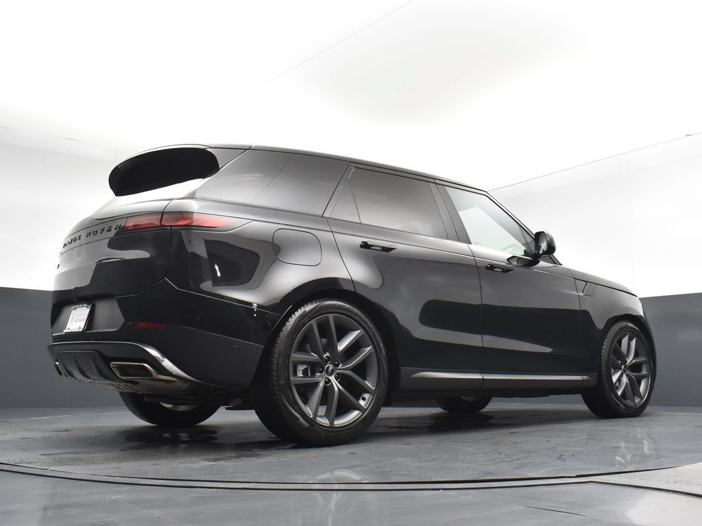 Used 2024 Land Rover Range Rover Sport SE AWD/4WD image 23