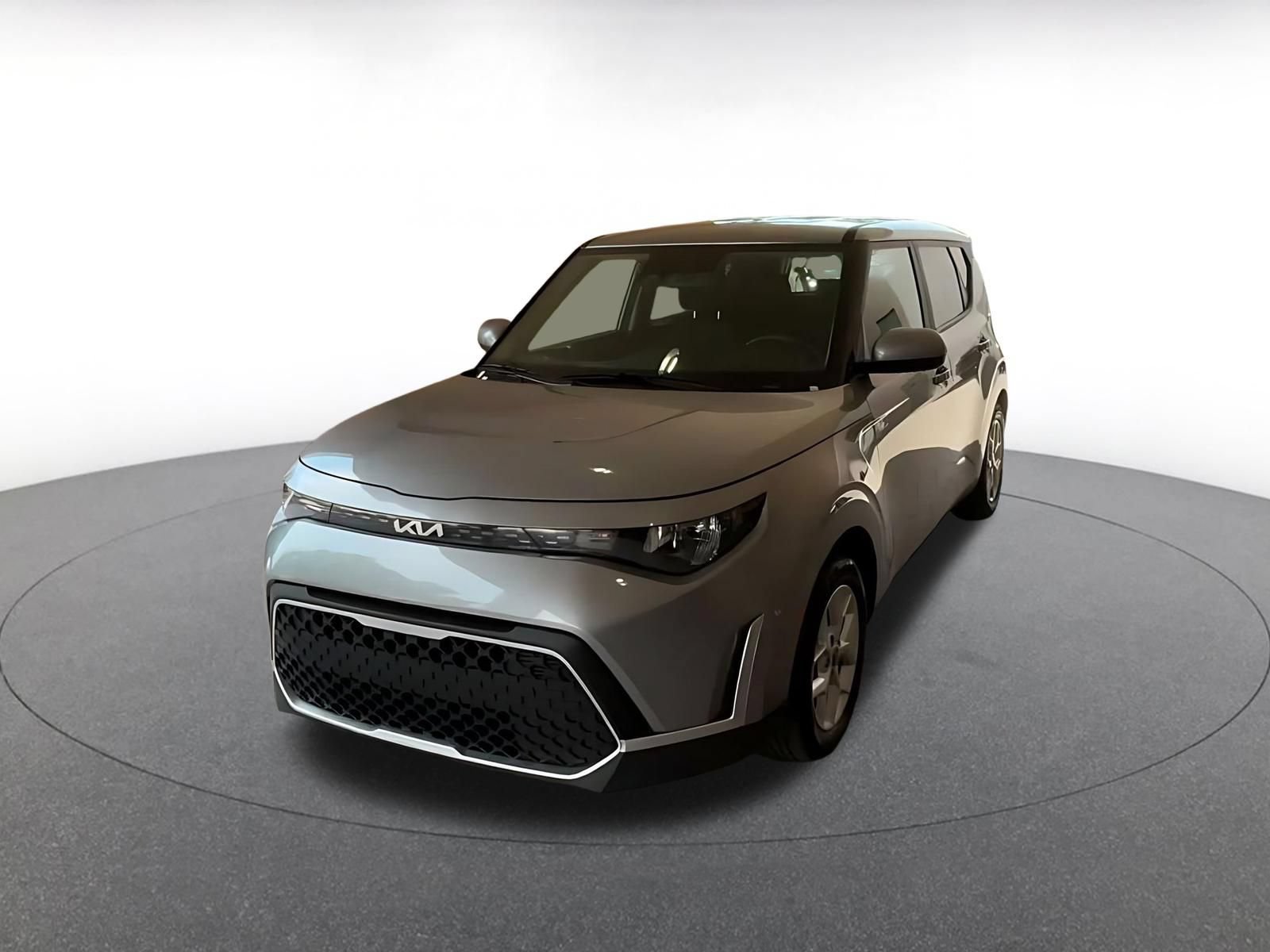 Used 2025 Kia Soul LX w/ LX Technology Package FWD image 6