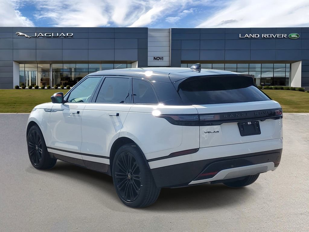 Used 2026 Land Rover Range Rover Velar Dynamic SE AWD/4WD image 4