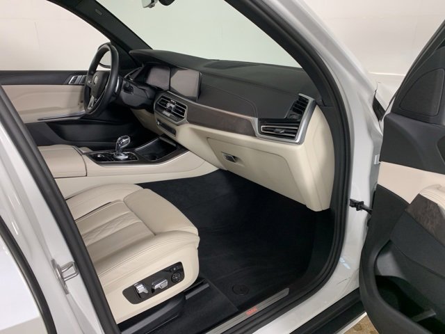 Used 2023 BMW X5 xDrive40i w/ Premium Package image 41