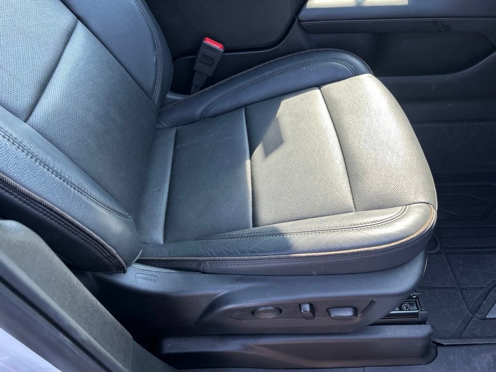Used 2024 Chevrolet Tahoe High Country AWD/4WD image 40