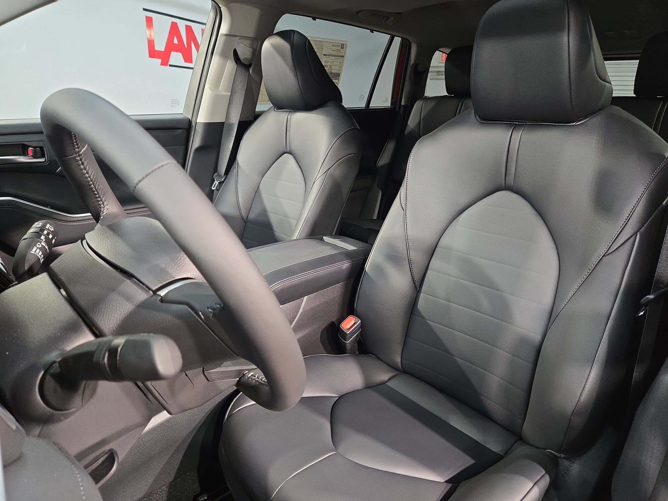 New 2026 Toyota Highlander XLE AWD/4WD image 16