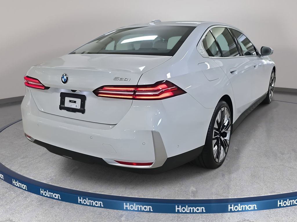 Used 2026 BMW 530i w/ Premium Package image 7