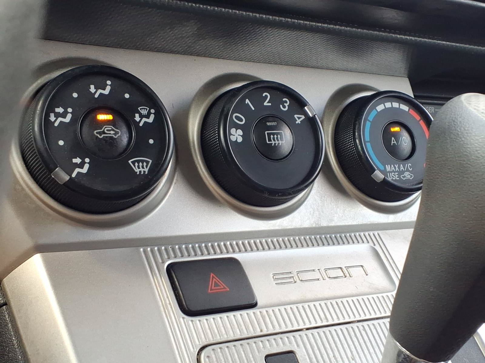 Used 2008 Scion xB FWD image 11