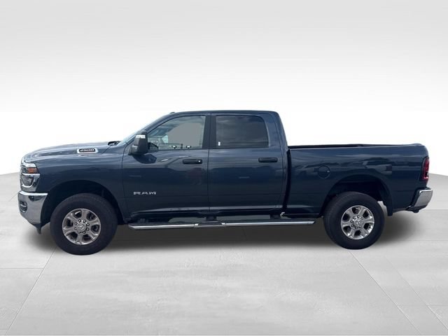 Used 2026 RAM 2500 Big Horn AWD/4WD image 2