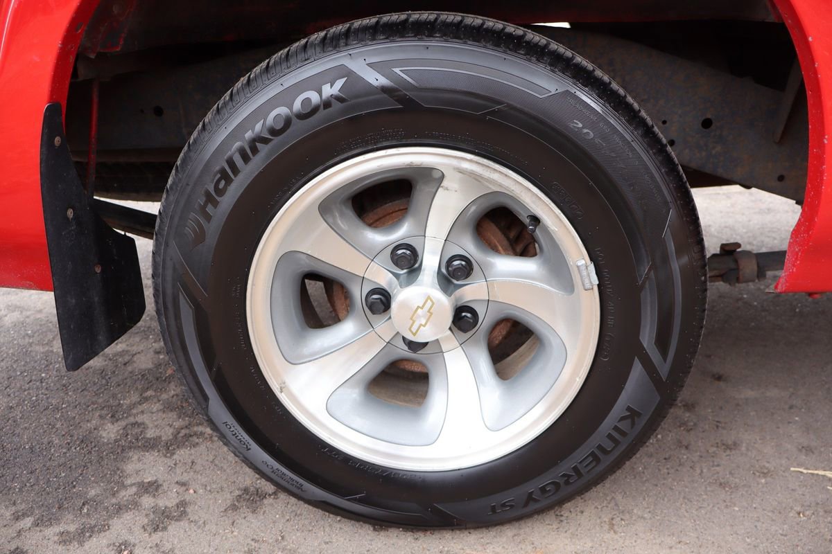 Used 2000 Chevrolet S10 Pickup LS w/ Preferred Equipment Group RWD image 32