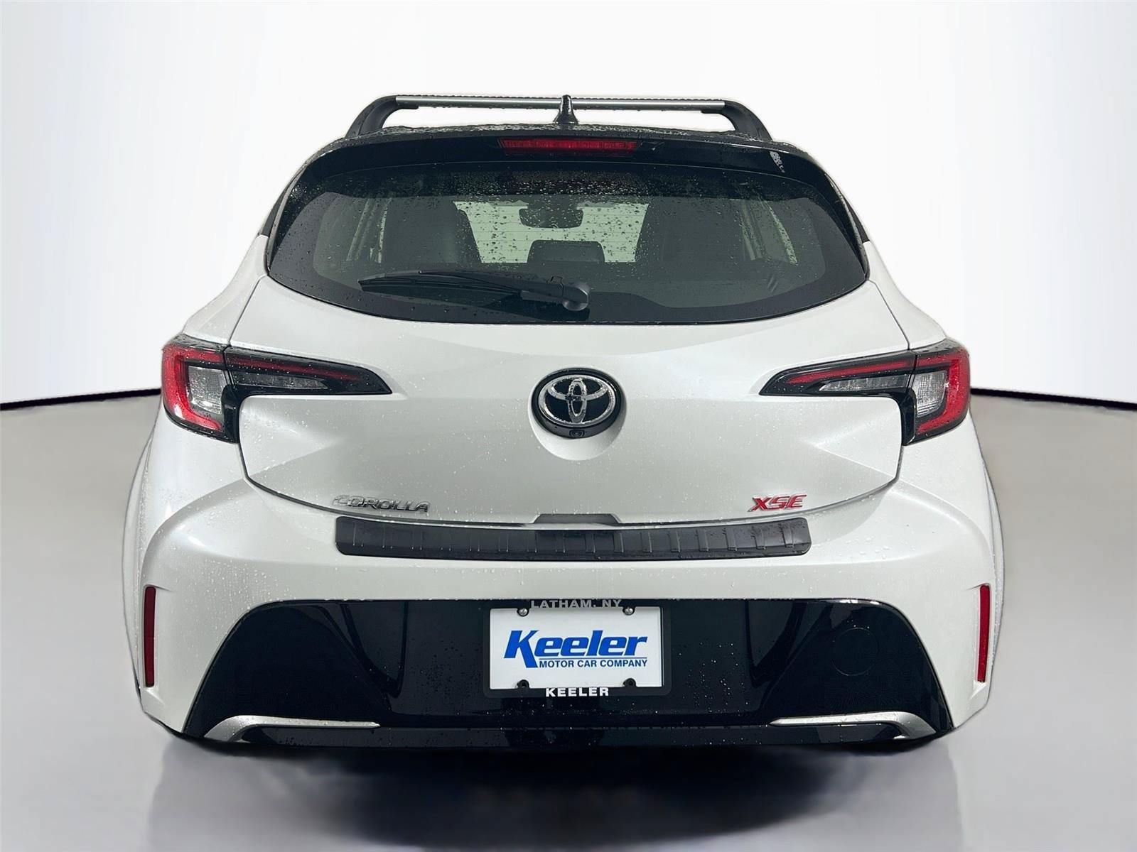 Used 2025 Toyota Corolla XSE FWD image 5