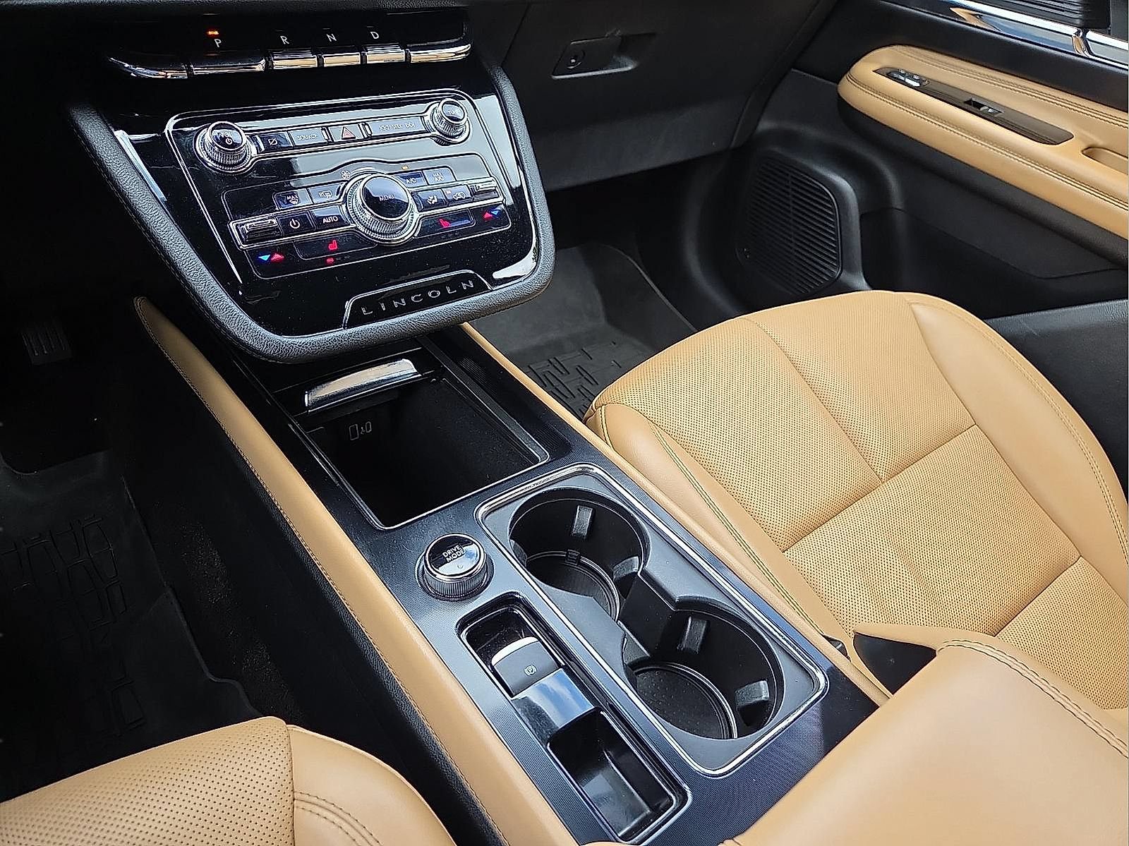 Used 2022 Lincoln Corsair Grand Touring AWD/4WD image 25