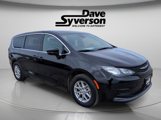 New 2026 Chrysler Voyager LX image 6