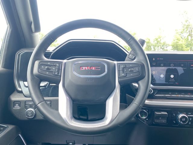 Used 2026 GMC Sierra 1500 SLT AWD/4WD image 19