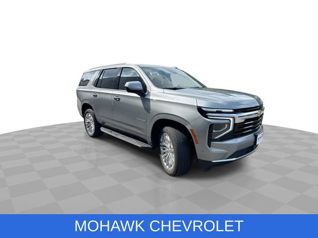 Used 2025 Chevrolet Tahoe LS AWD/4WD image 2