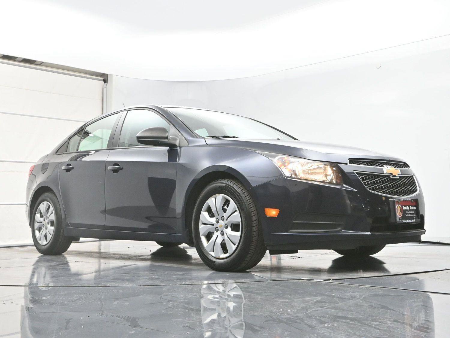 Used 2014 Chevrolet Cruze LS image 25