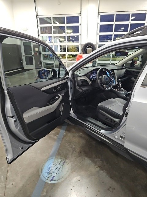 Certified 2025 Subaru Outback Premium w/ Popular Package #1A image 11
