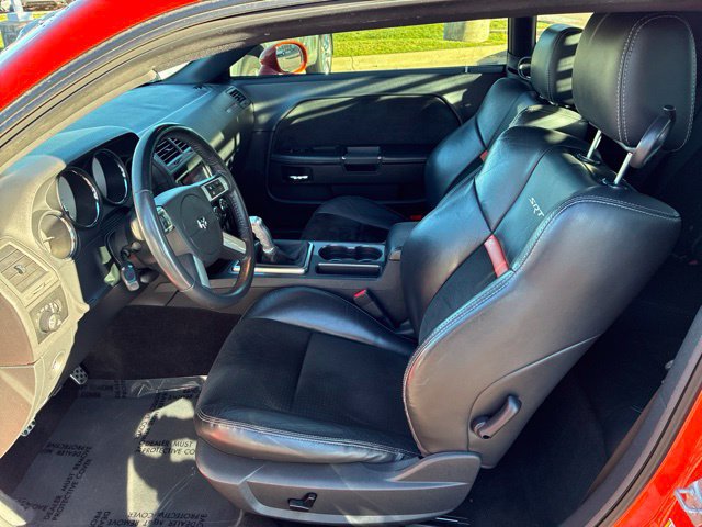 Used 2010 Dodge Challenger SRT8 RWD image 5