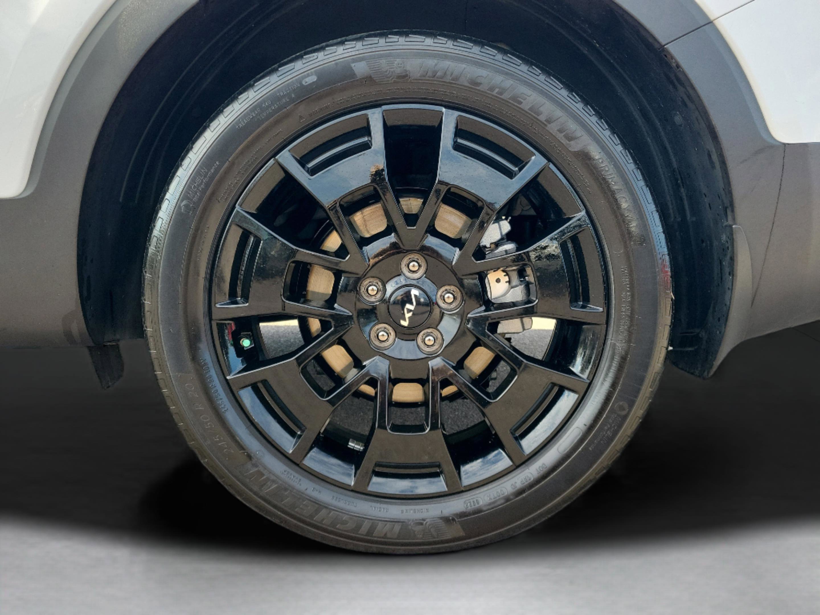 Certified 2022 Kia Telluride SX w/ Nightfall Edition Package image 40