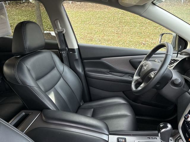 Used 2023 Nissan Murano SV image 13
