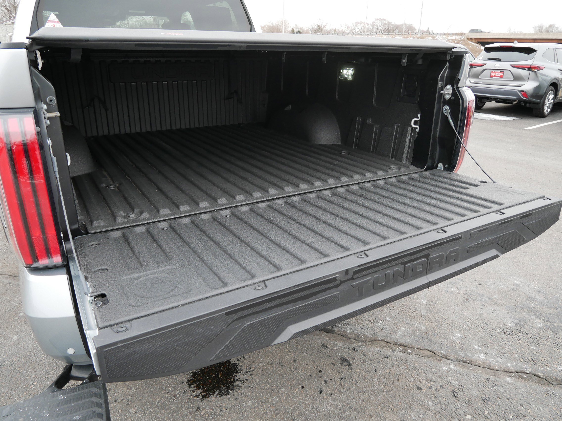 Used 2024 Toyota Tundra Platinum image 18