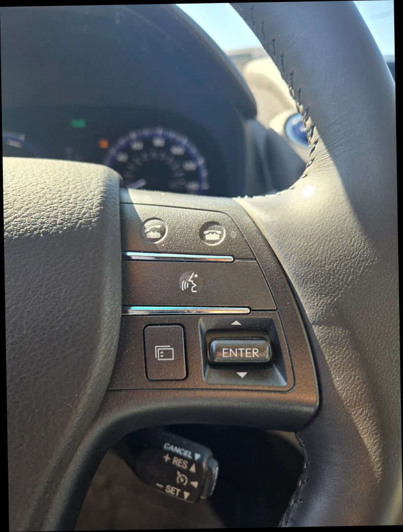 Used 2011 Lexus HS 250h image 20