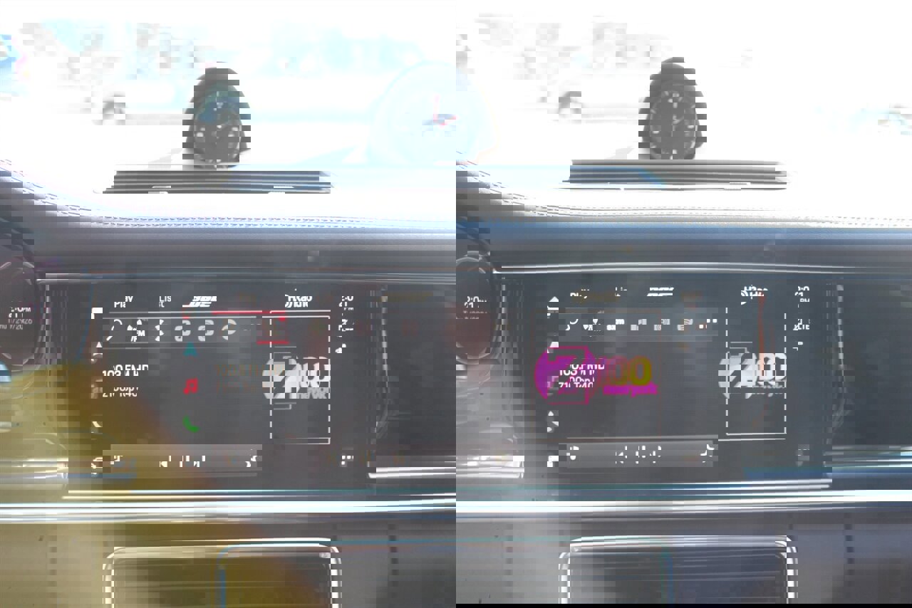 Used 2022 Porsche Panamera 4 image 7