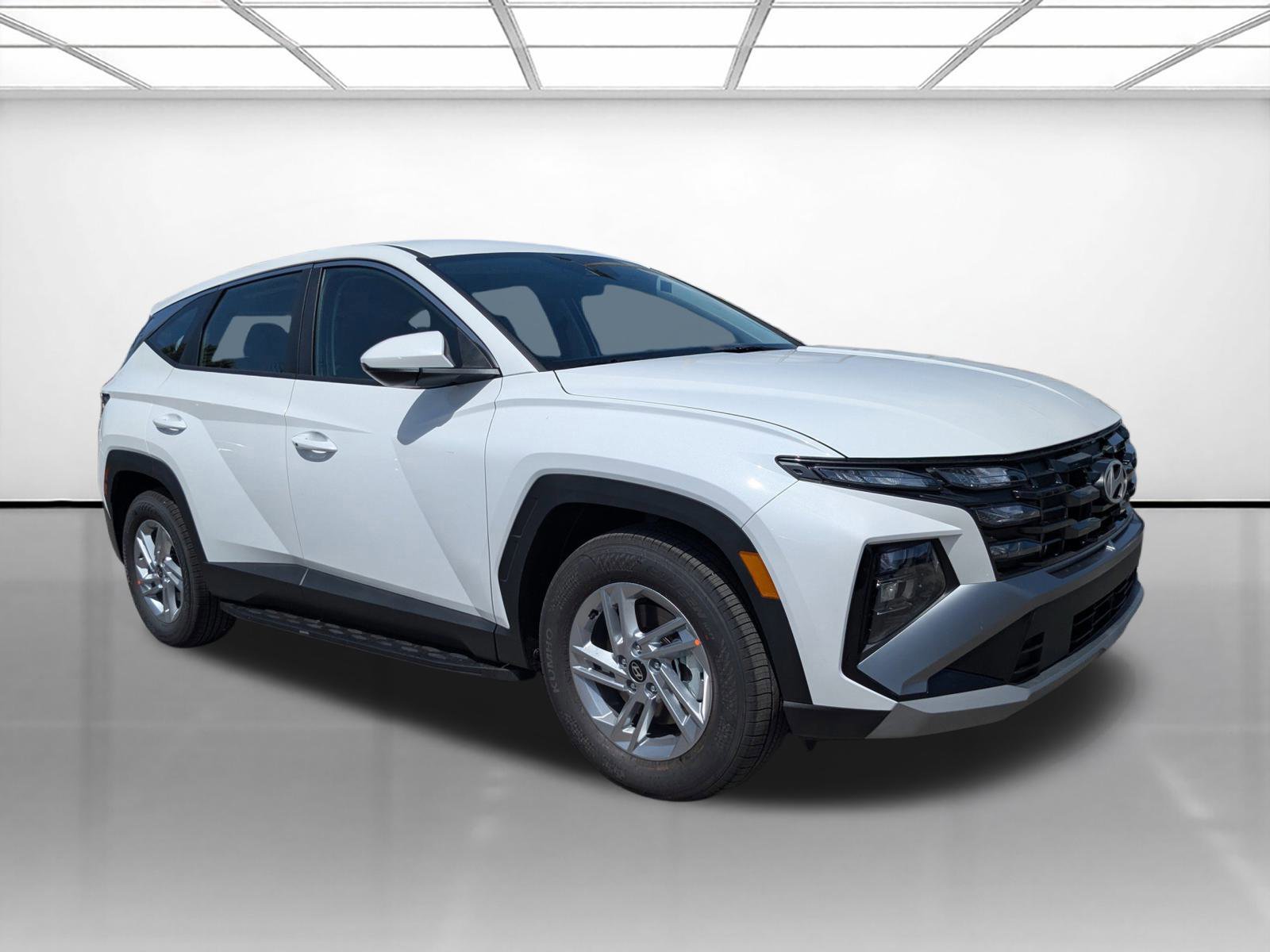 New 2025 Hyundai Tucson SE