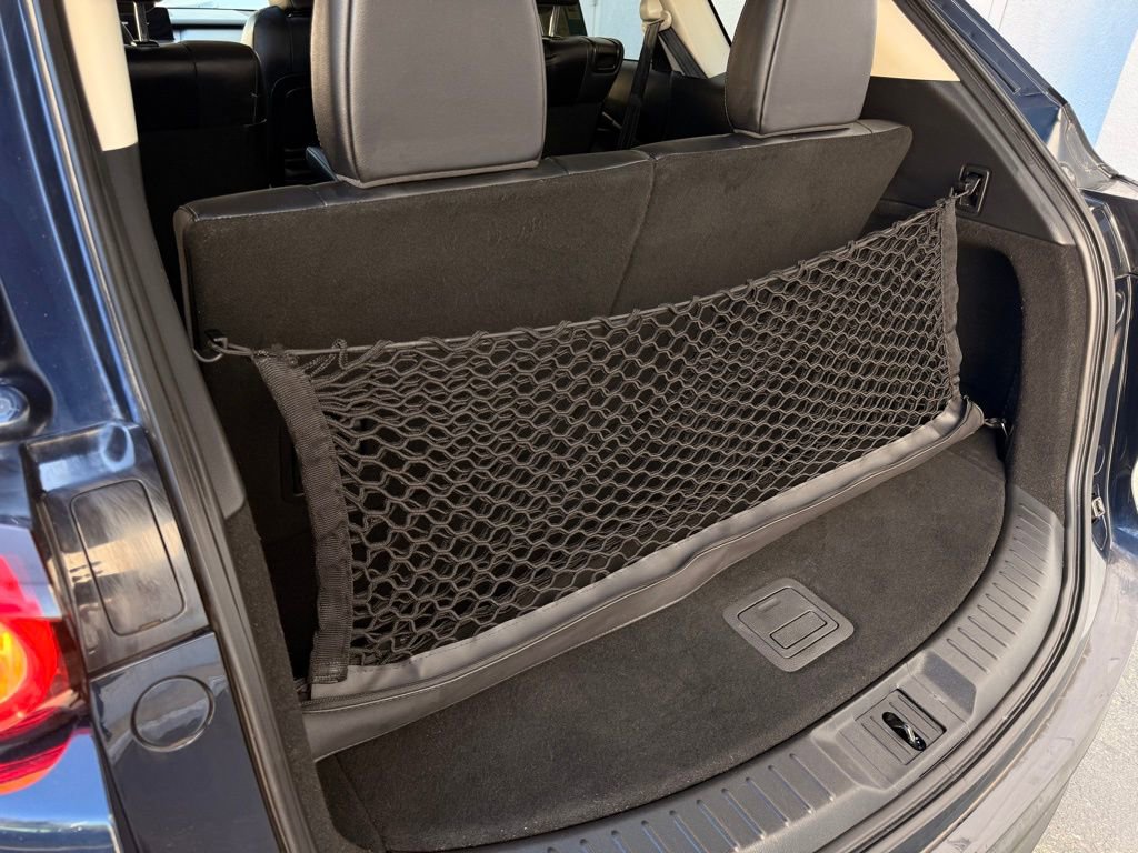 Used 2023 MAZDA CX-9 Touring image 13