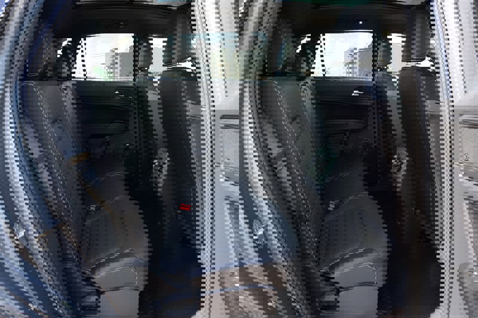 Used 2020 Volkswagen Atlas Cross Sport SEL Premium R-Line image 22