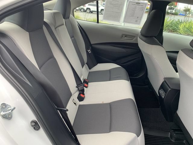 Used 2026 Toyota Corolla LE FWD image 34