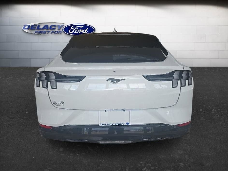Used 2021 Ford Mustang Mach-E Premium image 5