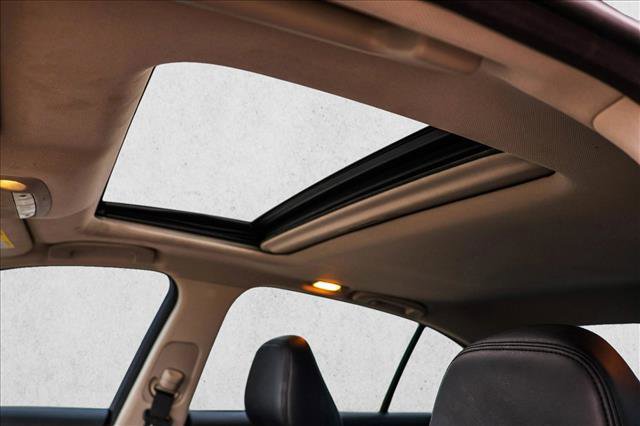 Used 2015 INFINITI Q50 2.0t w/ Moonroof Package image 11