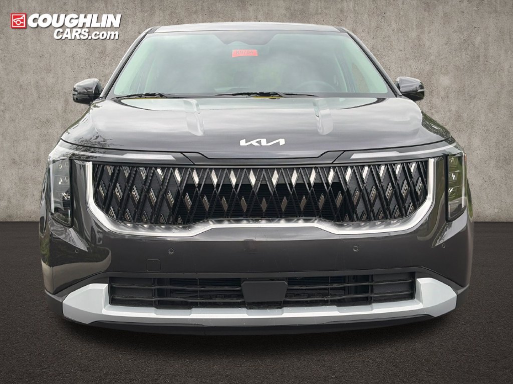 New 2026 Kia Carnival FWD image 2
