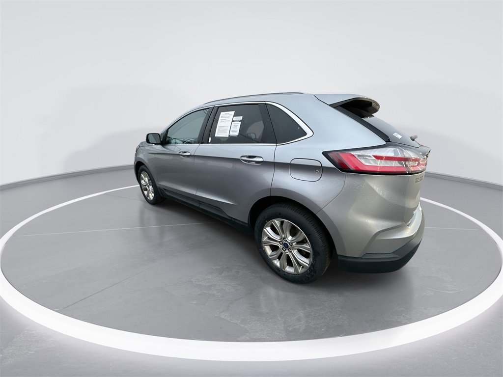 Used 2021 Ford Edge Titanium image 6