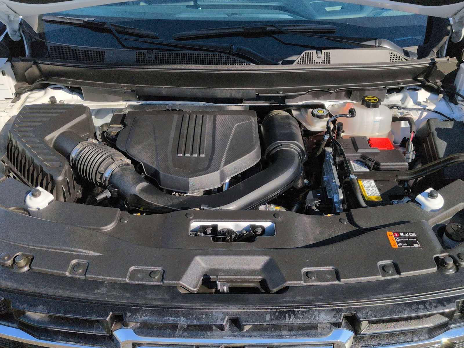 Used 2024 GMC Acadia Elevation image 15