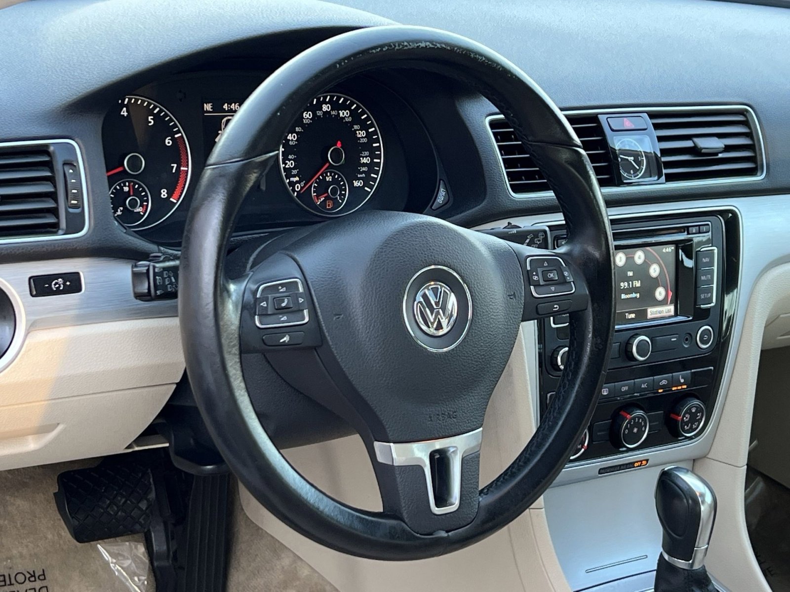 Used 2013 Volkswagen Passat 2.5 SE image 14