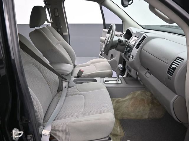 Used 2018 Nissan Frontier SV w/ Value Truck Package image 12