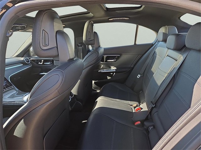 Used 2024 Mercedes-Benz C 300 Sedan image 11