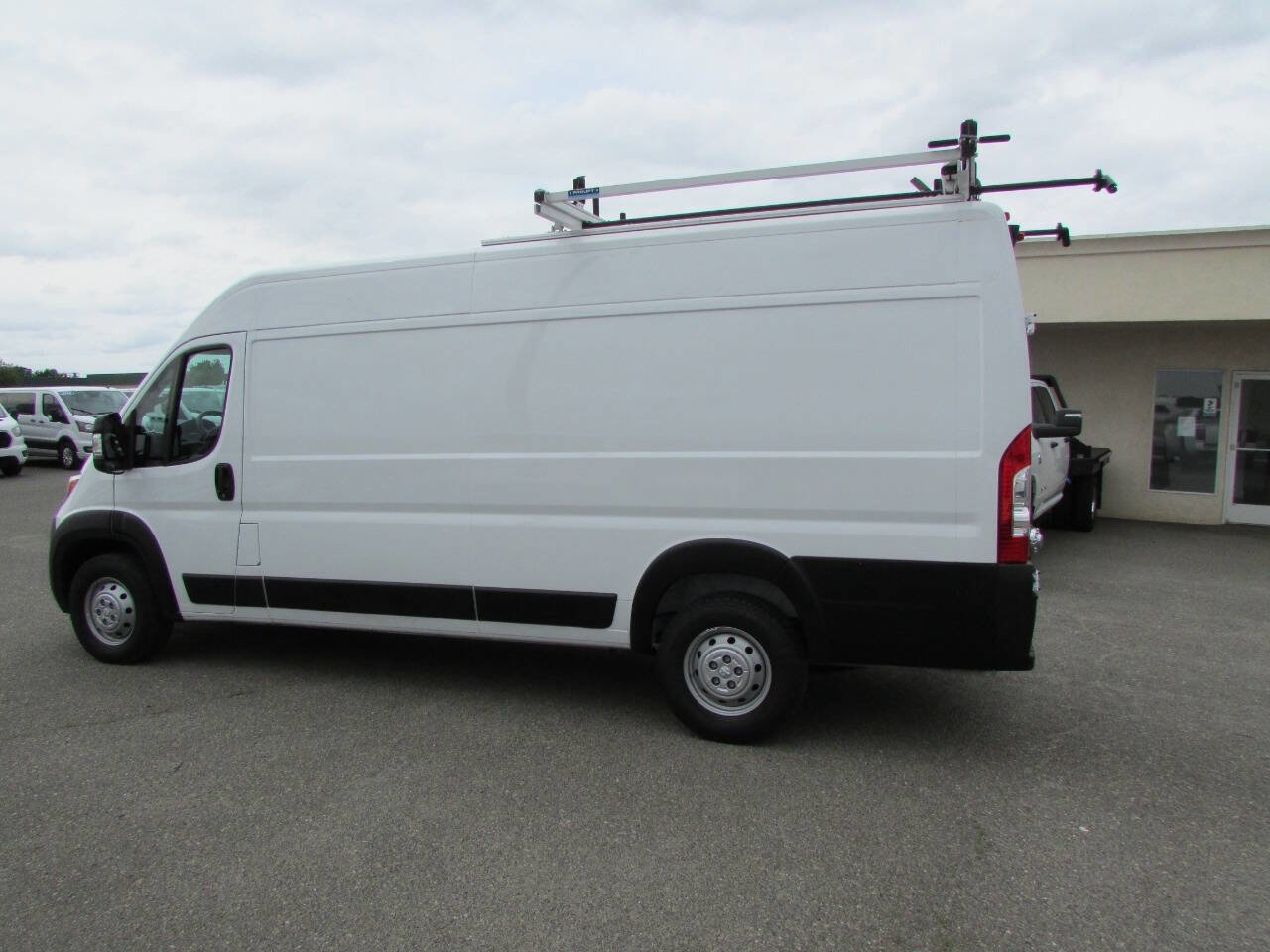 Used 2023 RAM ProMaster 3500 FWD image 9
