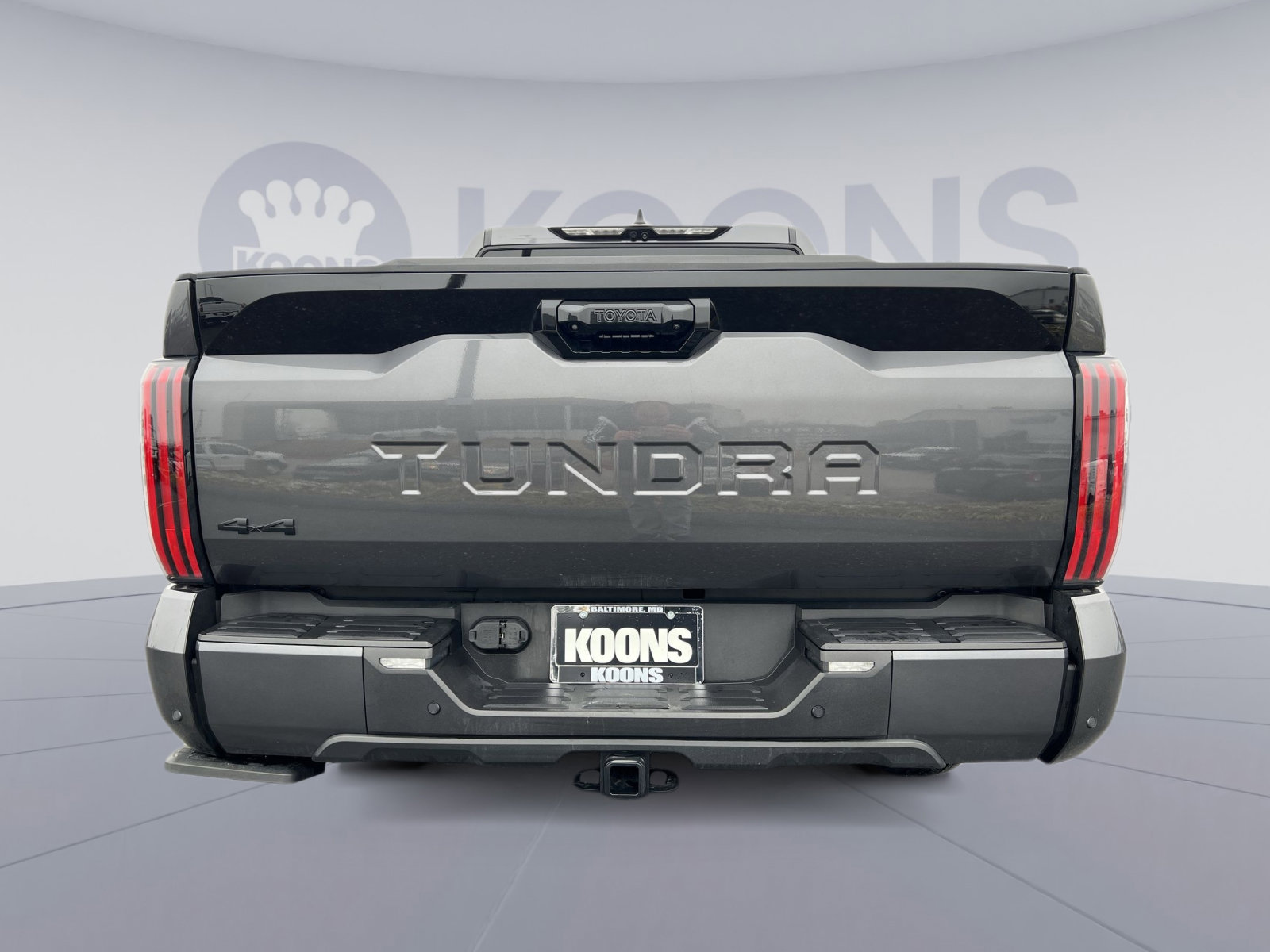 Used 2024 Toyota Tundra Platinum image 5
