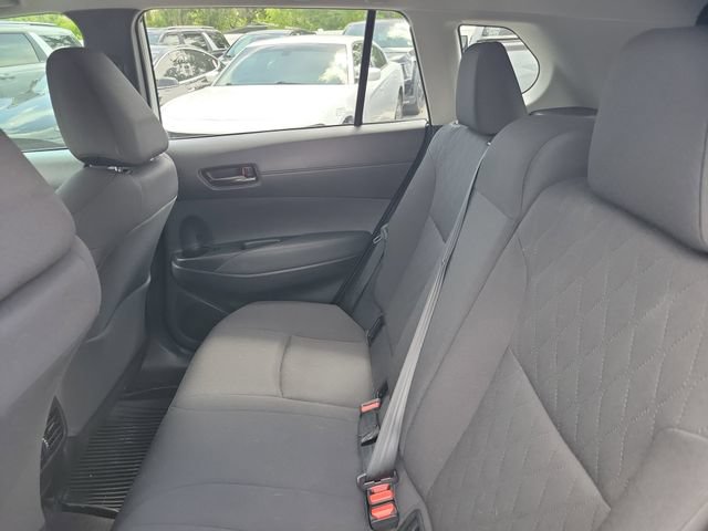 Used 2026 Toyota Corolla Cross LE FWD image 29