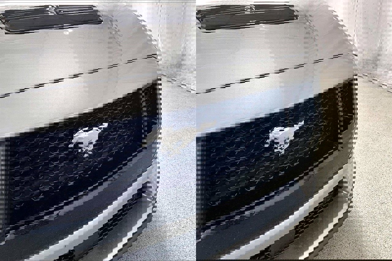 Used 2025 Ford Mustang GT Premium image 7