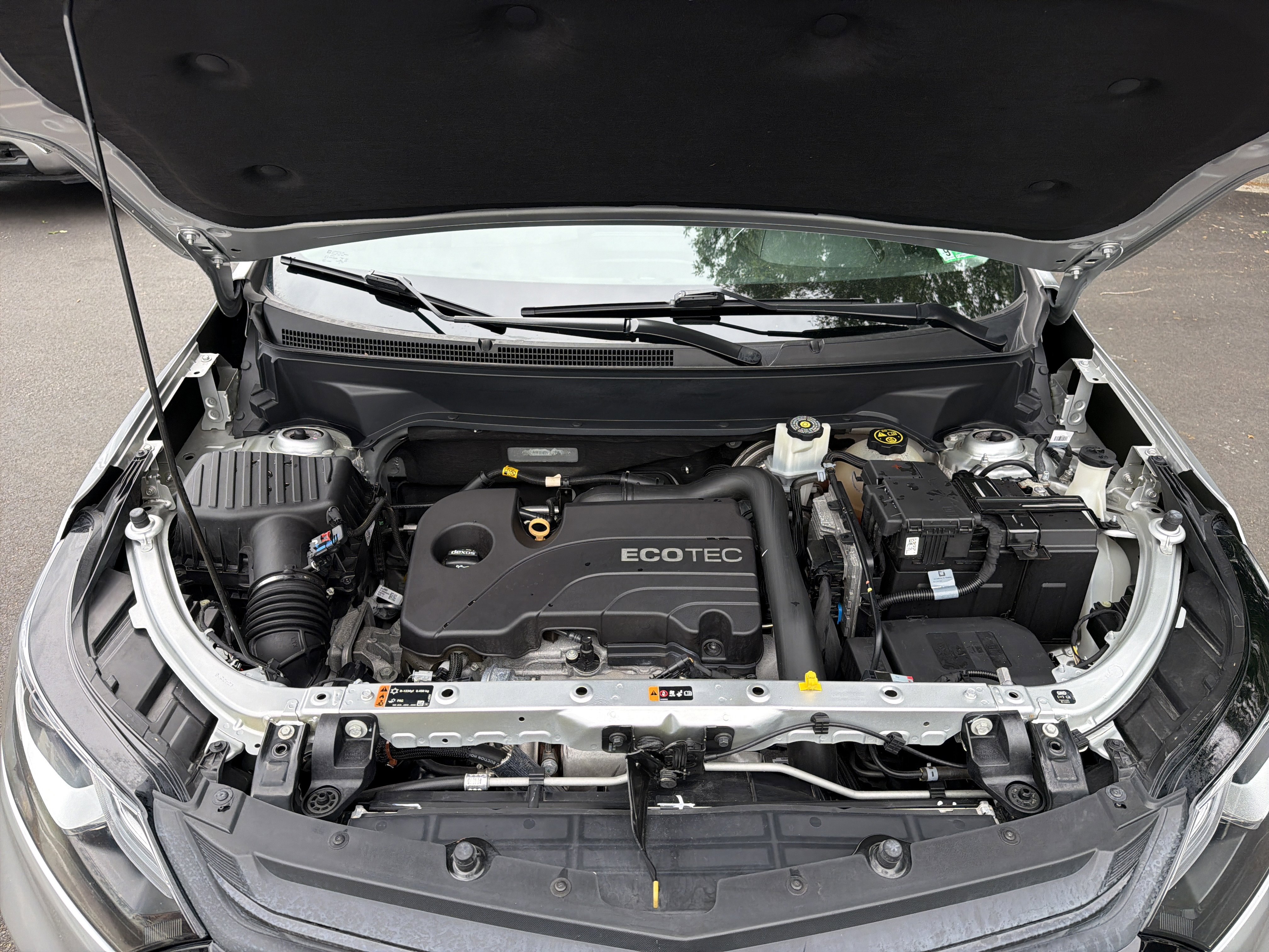 Used 2019 Chevrolet Equinox LS w/ LS Convenience Package FWD image 32