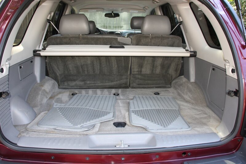 Used 2005 Chevrolet TrailBlazer LS w/ LS Preferred Equipment Group AWD/4WD image 15