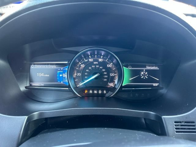 Used 2017 Ford Explorer XLT w/ Equipment Group 202A FWD image 15