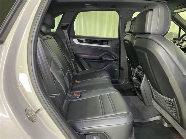 Certified 2024 Porsche Cayenne image 22