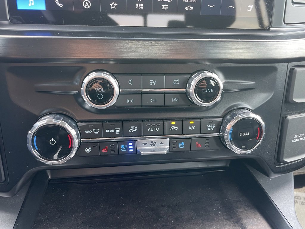 Used 2024 Ford F250 Lariat w/ Lariat Ultimate Package image 11