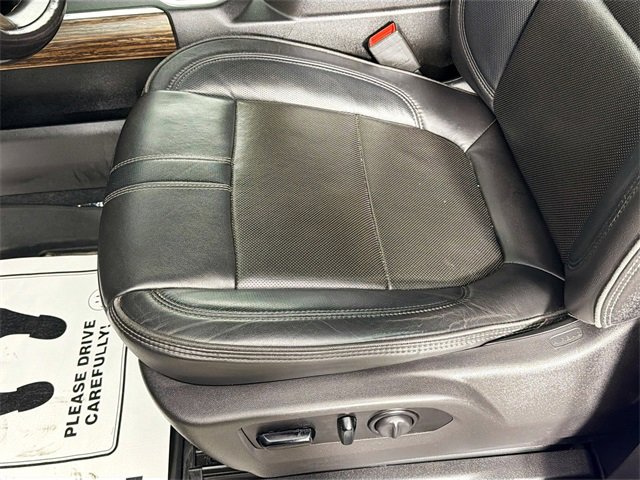 Used 2021 Chevrolet Silverado 1500 High Country w/ Technology Package image 19